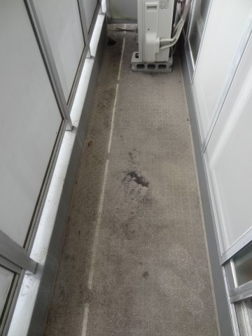 バルコニー　現況が相違する場合は現況を優先致します。