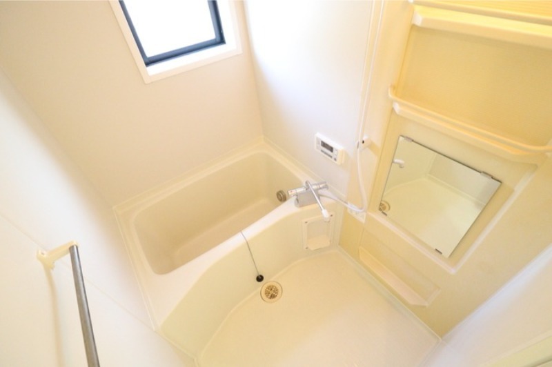 バス・シャワールーム　図面と現状に相違がある場合には現状を優先