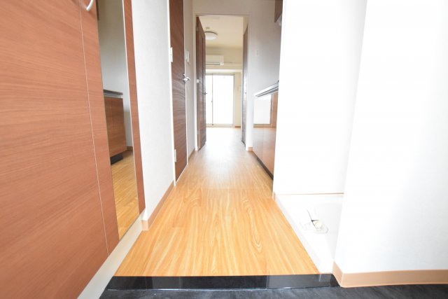 玄関　詳細は、RISUMO江坂本店→06-6155-7137まで♪