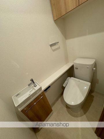 ALTERNA護国寺のトイレ写真