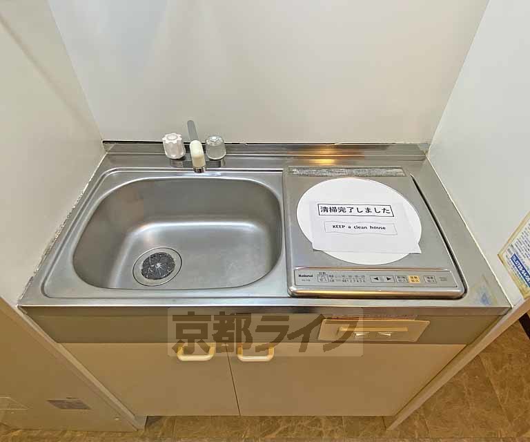 キッチン　お掃除しやすいＩＨコンロのキッチンです。