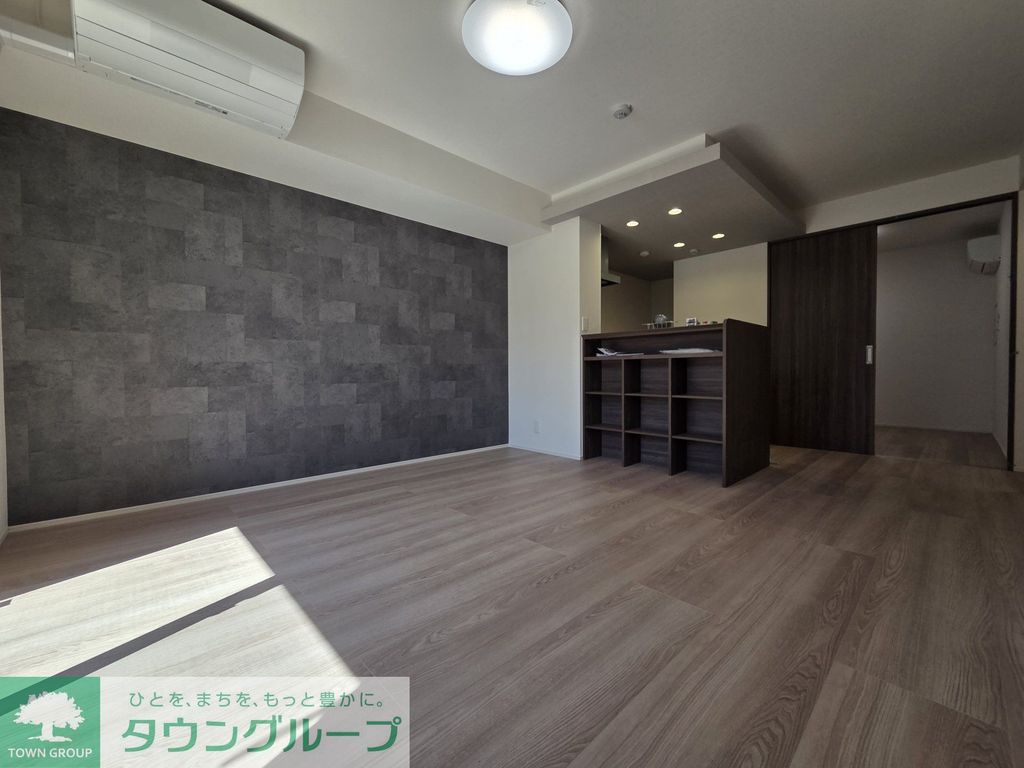 居室・リビング　エントランス