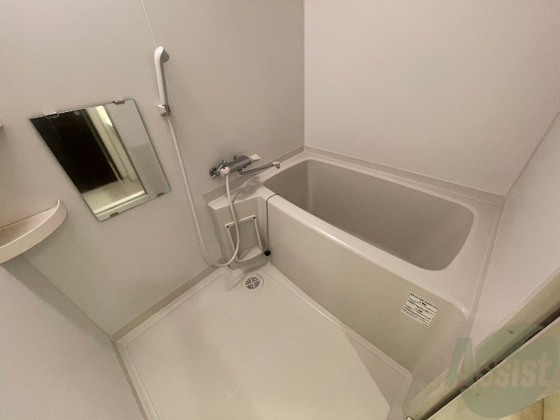 バス・シャワールーム　お風呂になります。一日の疲れを癒してくださいね。