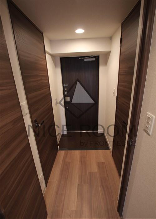 玄関　プレサンスOSAKADOMECITYワンダー　玄関