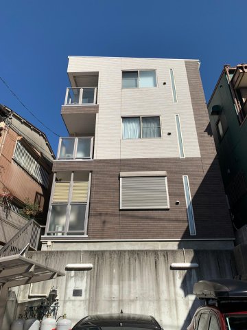 建物外観　ナチュラルで落ち着いた外観　陽当りも◎