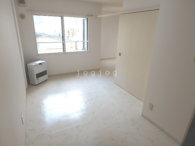 居室・リビング　同号室タイプ写真