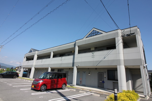 建物外観　重量鉄骨造！