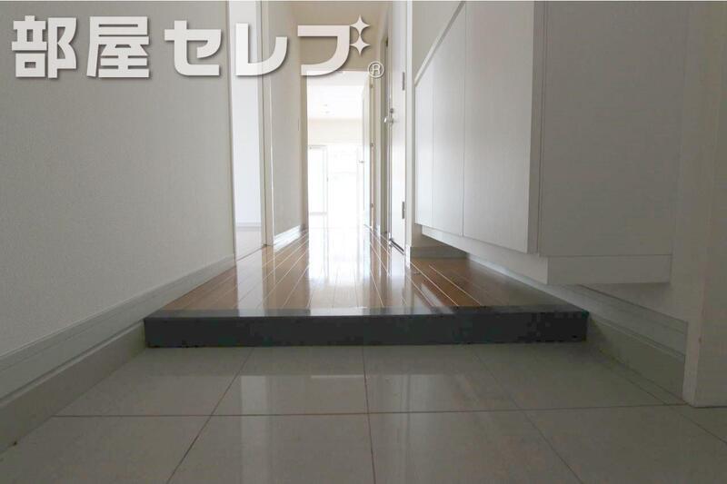 玄関　他号室の写真です。