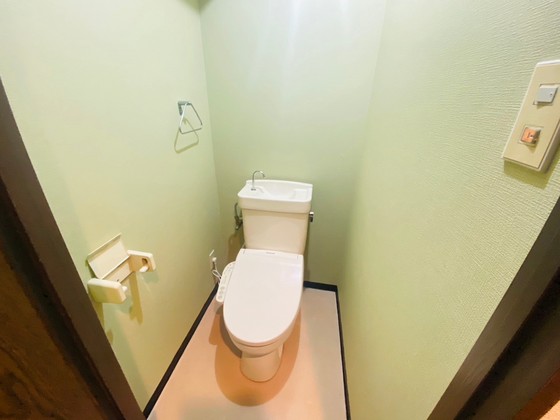 トイレ　※別部屋の写真です