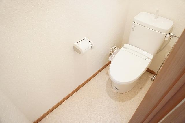 トイレ　トイレ