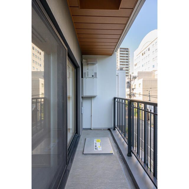 バルコニー　外からの目が気にならないバルコニーで洗濯物が干せます