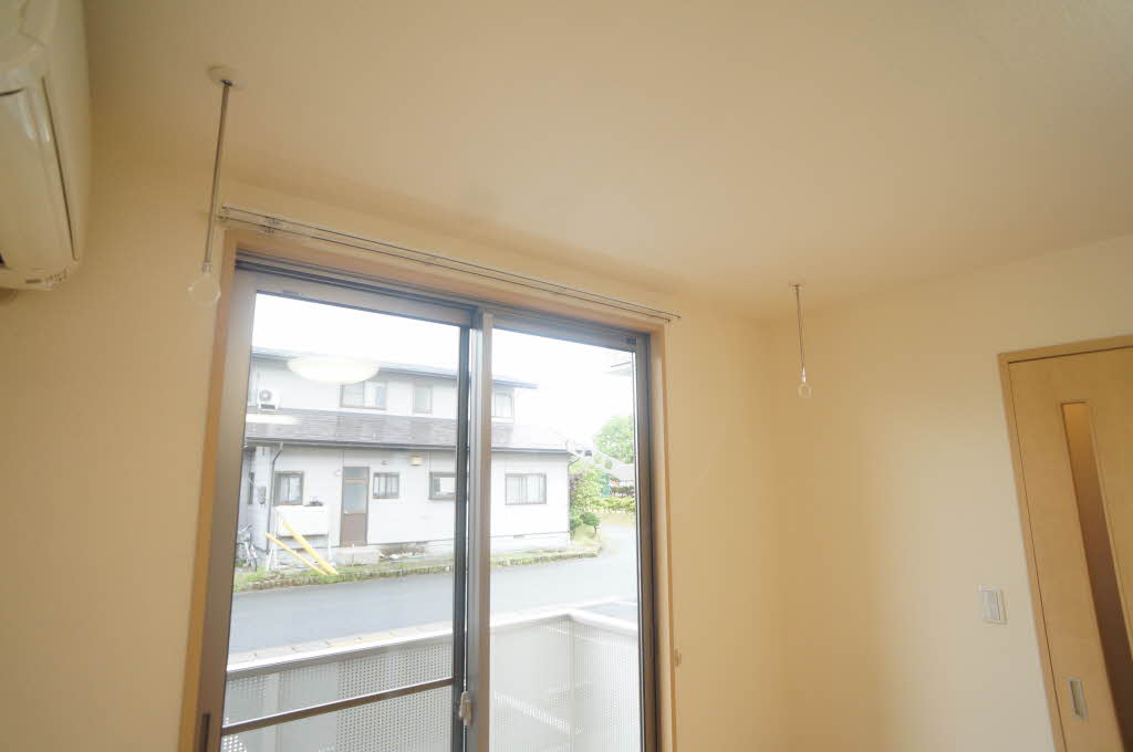 その他設備　室内物干し機