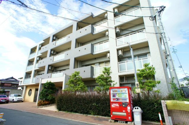 建物外観　外はこのようになっています