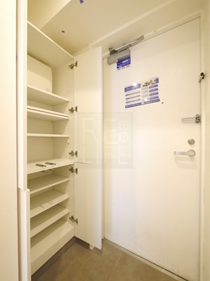 収納　レジディア新宿イースト