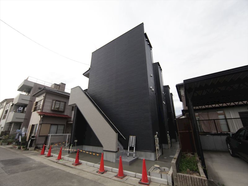 建物外観　外観　デザイナーズ　光インターネット無料