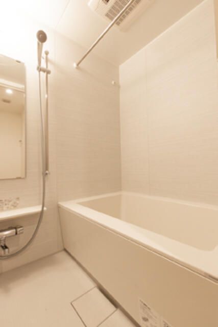 バス・シャワールーム　別タイプ部屋　参考写真です