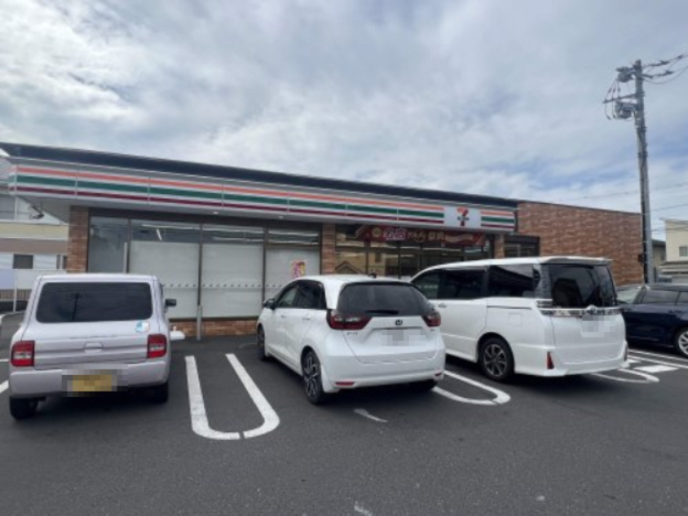 コンビニ　セブンイレブン 水戸見川店（コンビニ）まで1427m