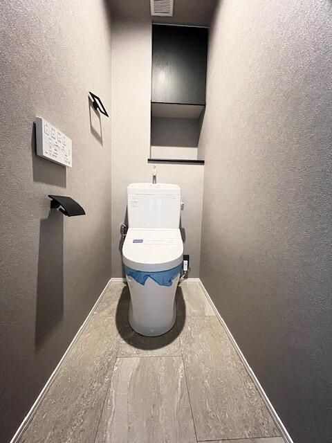 トイレ　シンプルで使いやすいトイレです