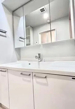 洗面設備　洗面所です