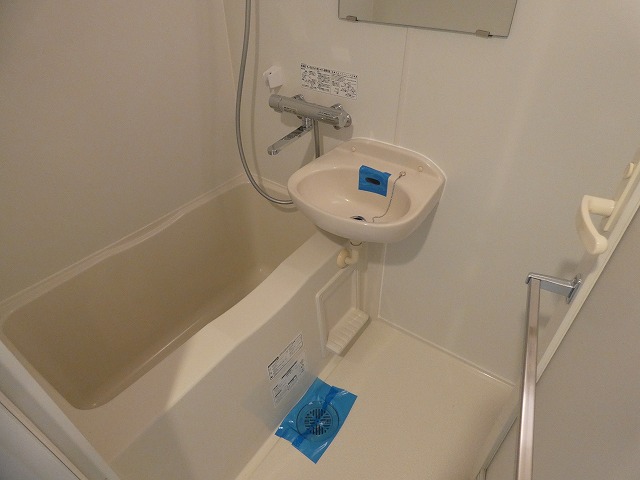 バス・シャワールーム　バス※別部屋参考写真