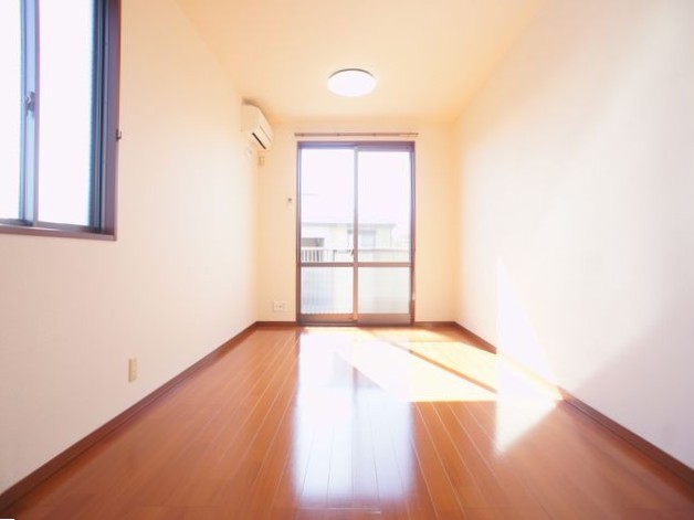 居室・リビング　会話をしながらお料理できる♪