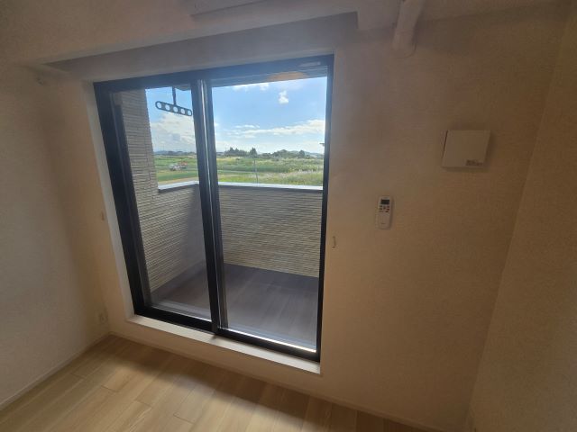 バルコニー　建築中につき同タイプ物件写真を掲載しております