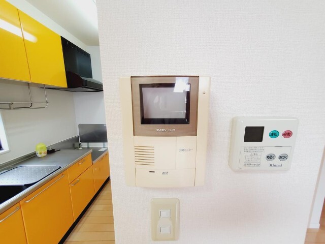 セキュリティ　同物件別室のイメージ画像となります　反転した間取りとなります