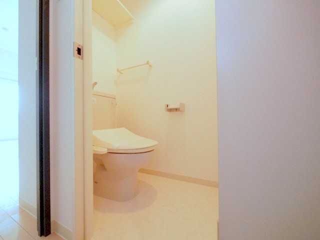 トイレ　ウォシュレット付きのトイレです♪