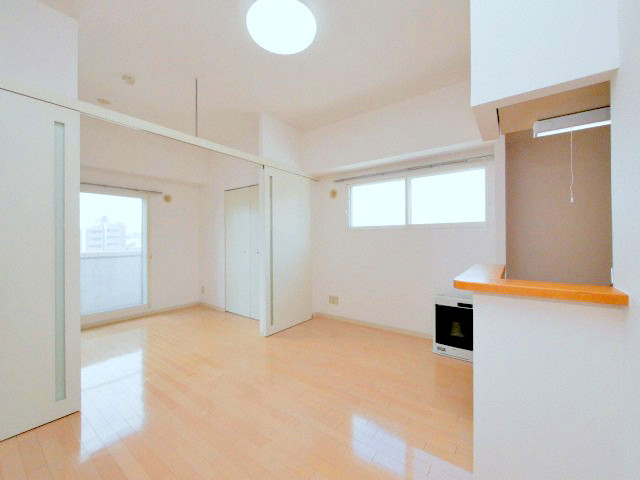 居室・リビング　日当たり良好で明るく暖かいお部屋です♪