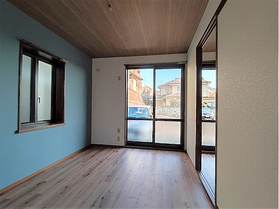 その他　参考写真　2面採光のお部屋です