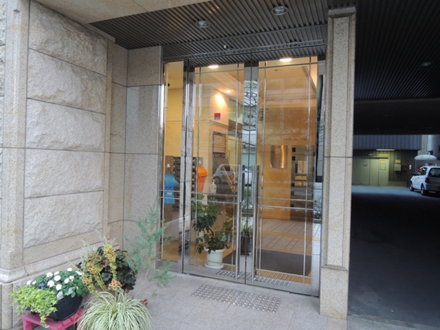 エントランス　エントランス