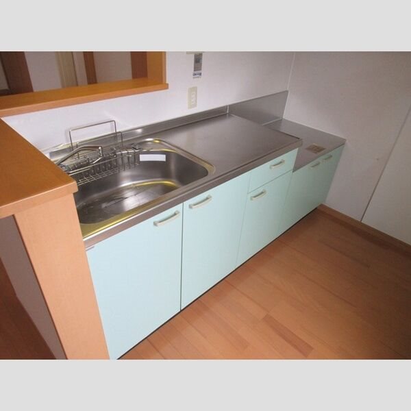 キッチン　リビングを見渡せる対面キッチン