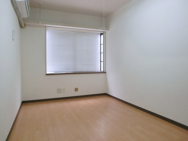 居室・リビング　キレイなお部屋です！