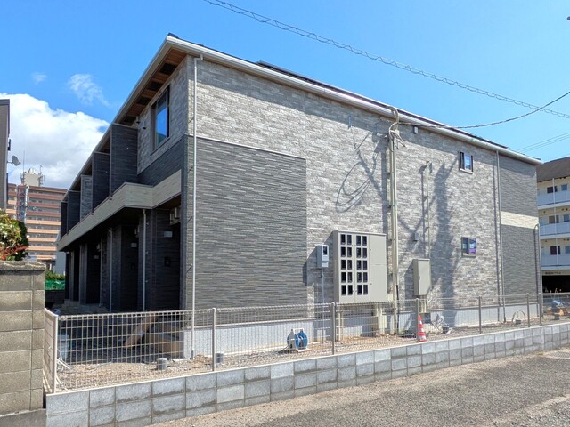 建物外観　建築中