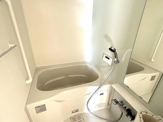 バス・シャワールーム　バス（イメージ）