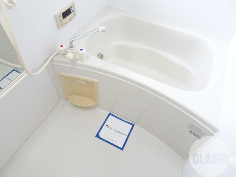 バス・シャワールーム　追い焚き機能付きバス♪