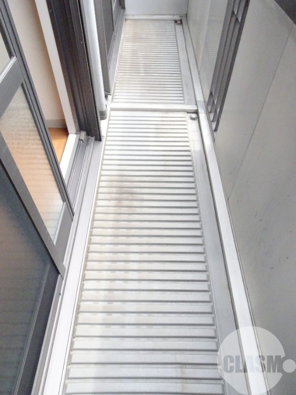 バルコニー　南向きだからお洗濯物も乾きやすい♪