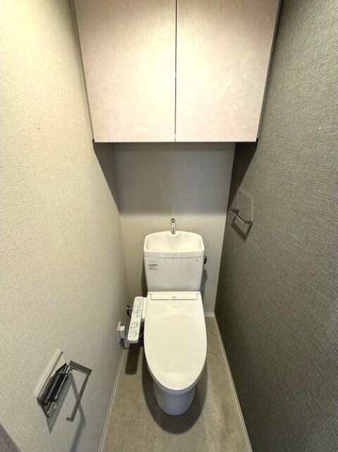 トイレ　温水洗浄便座完備