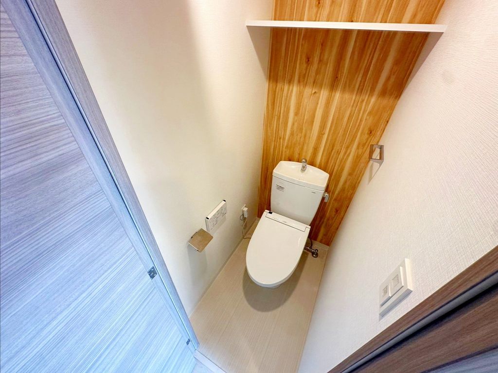 トイレ　トイレ