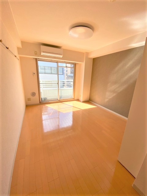 居室・リビング　7帖洋室