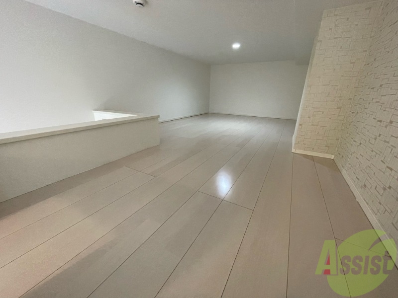 その他部屋・スペース　こちらはロフトになります。寝室にいかがでしょうか。