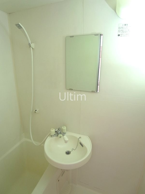 洗面設備　別部屋のお写真です。ご参考までに！