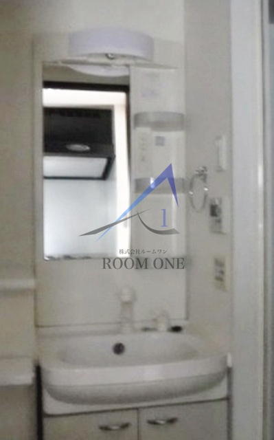 洗面設備　洗面台です。