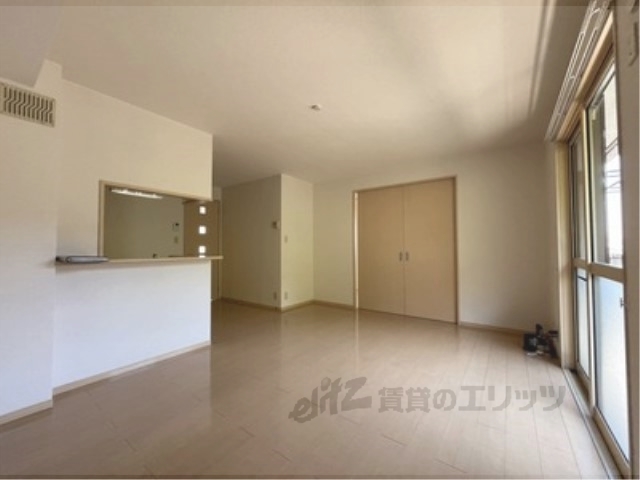 居室・リビング　リビング