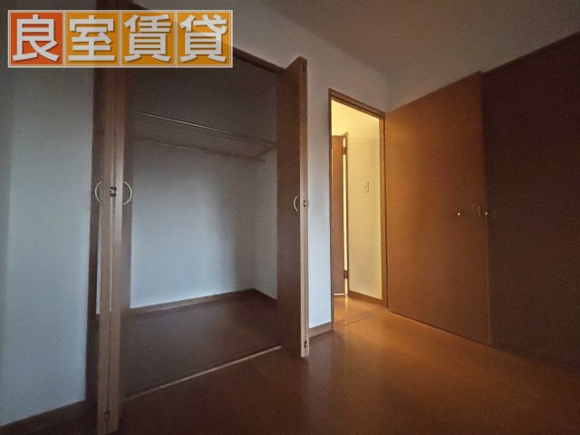 収納　南洋室クローゼット