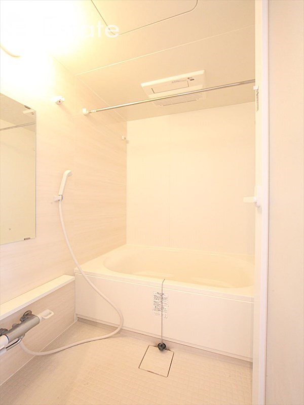 バス・シャワールーム　バスルーム