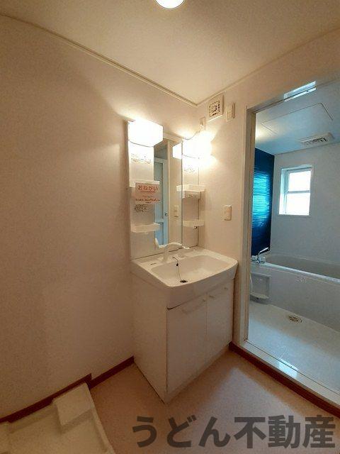 洗面設備　うどん県のお部屋探しはうどん不動産へ うどんちゃんとLINE