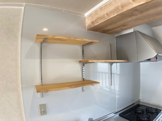 その他　キッチンの便利な棚です