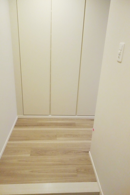 玄関　※写真は同タイプ住戸です。