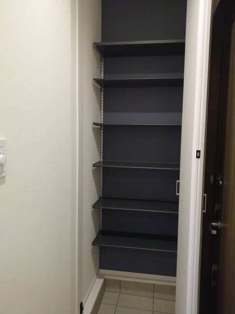 玄関　★たっぷりシューズインクローク★